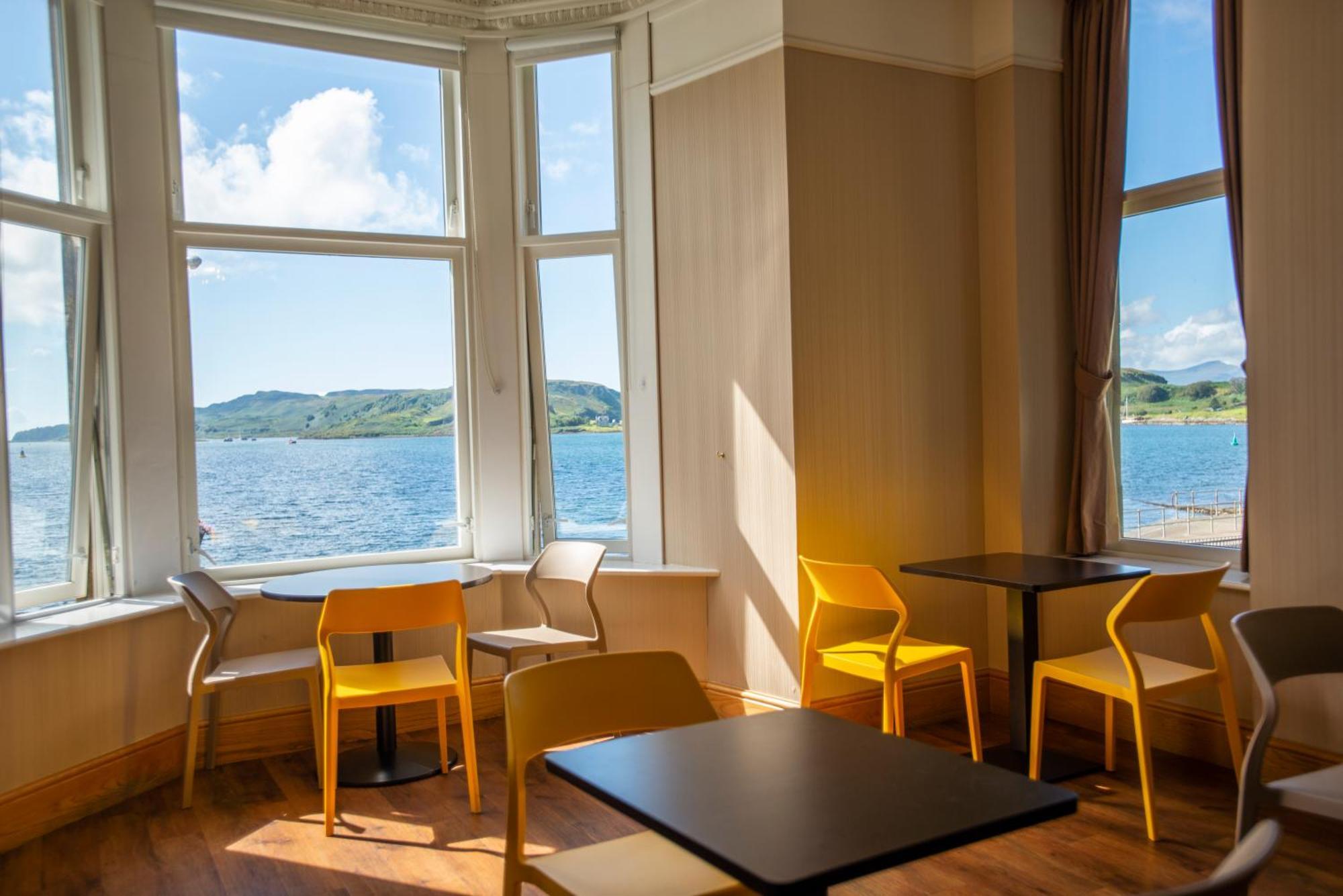 Oban Youth Hostel Экстерьер фото The interior of the station